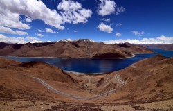 Lhasa & Yamdrok Lake Tour